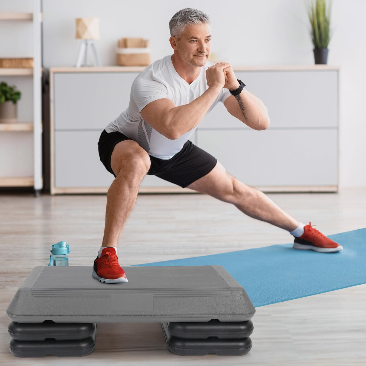 28.5'' Adjustable Exercise Step Platform with 4 Stackable Risers Y2489