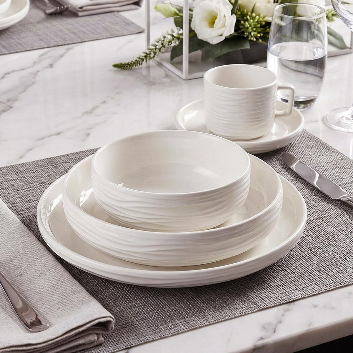 White Pasta Bowls Set of 4 B929
